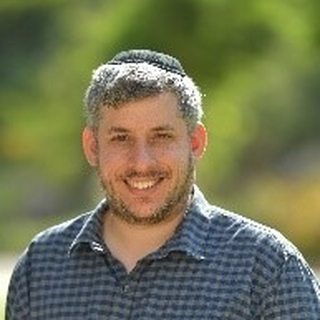 Dr. Daniel Sharon
